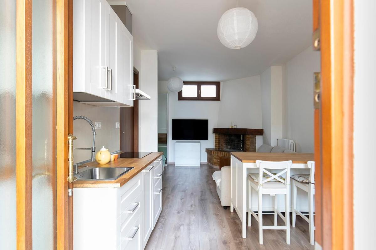 Apartment Monolocale - Piano Terra - Ingresso Indipendente *
